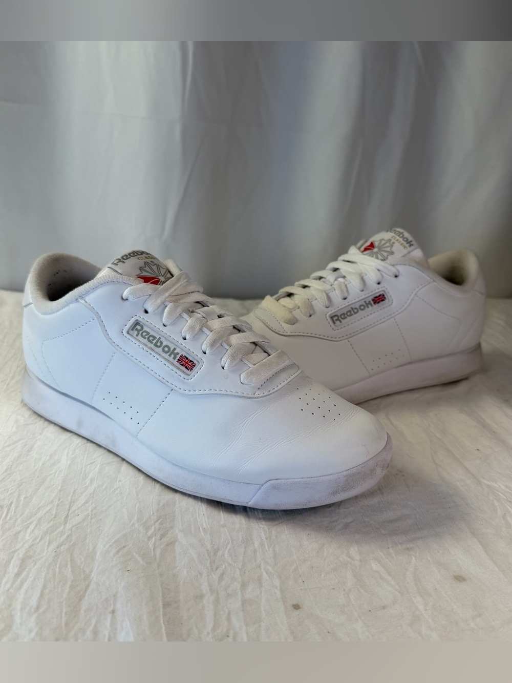 Reebok Classic Princess Women’s sz9 White Leather Low-Top Walking Sneakers